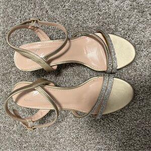 l lorraine homecoming/prom heals